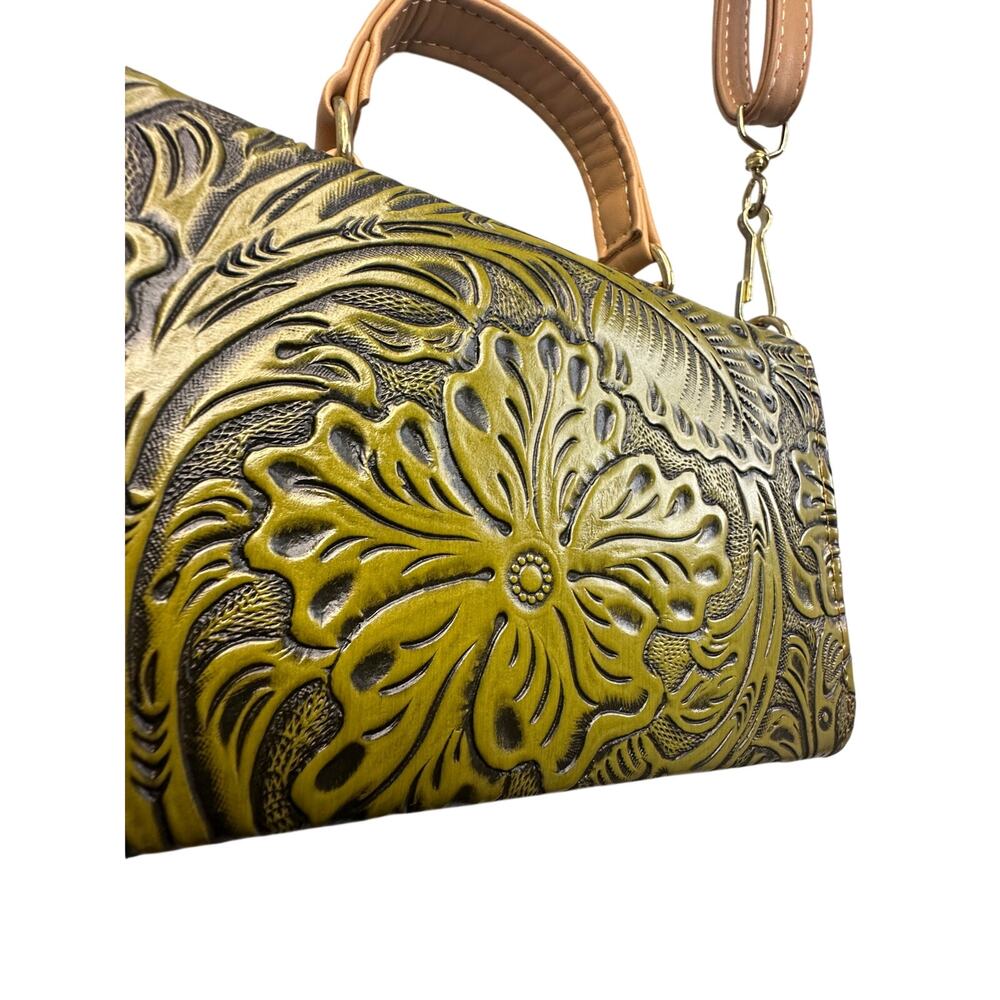 Leon Mexico Genuine Tooled Leather Floral Wallet Crossbody Purse Olive